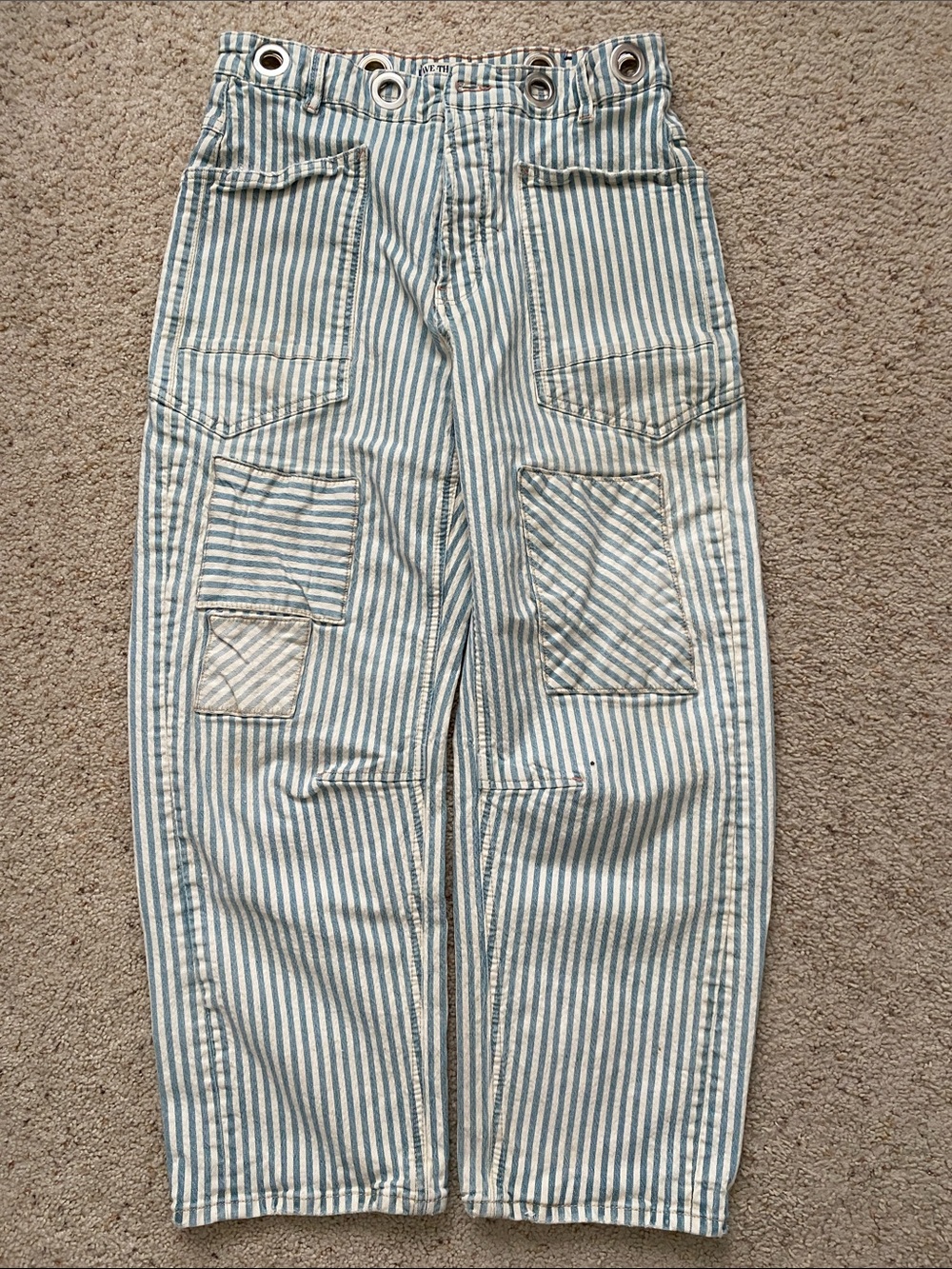 We the Free Moxi Railroad Stripe Jeans. 28.
